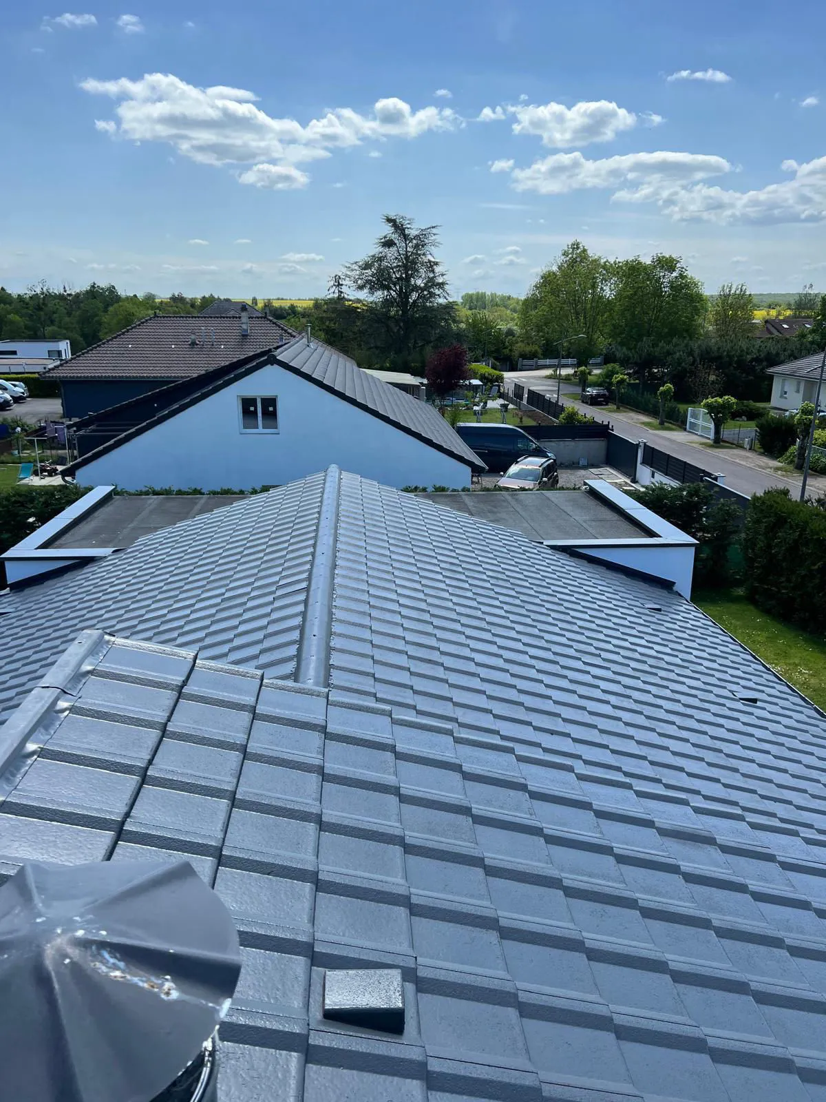 Couvreur Schroeder en intervention sur un chantier de toiture au Luxembourg