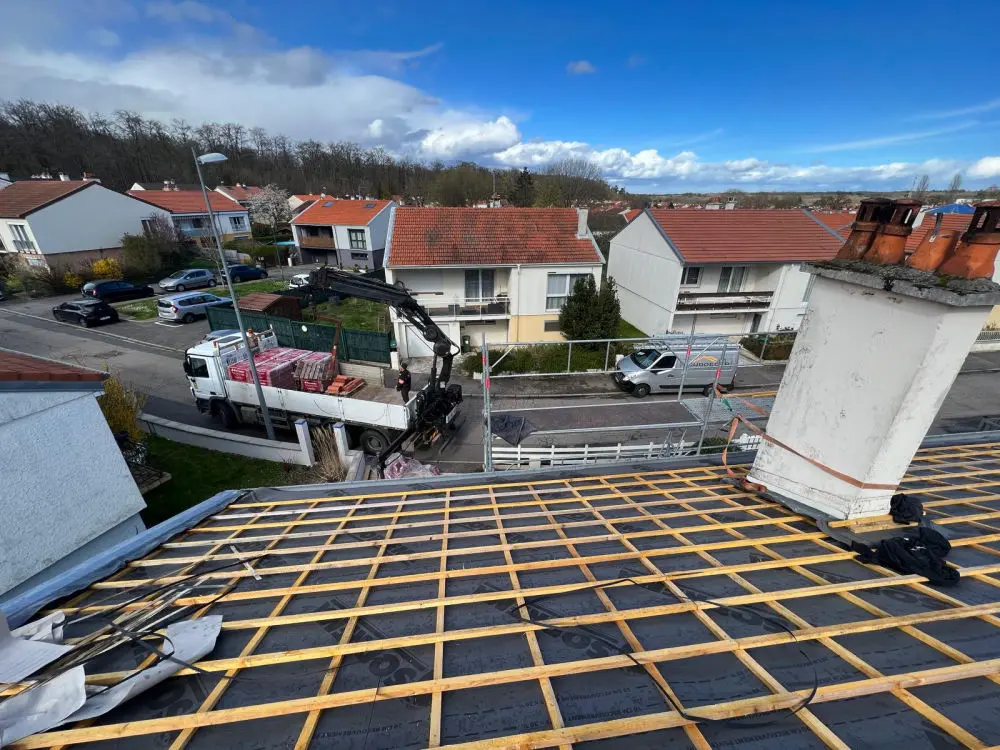 Charpente traditionnelle en bois — réalisation Schroeder Couverture